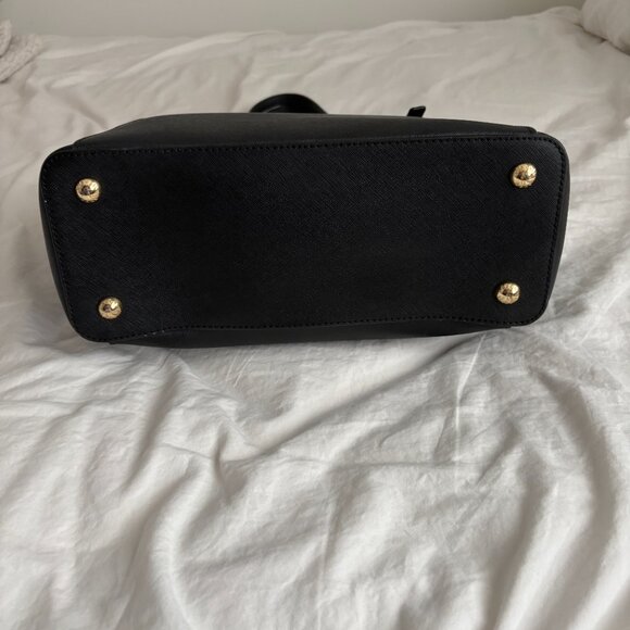 Michael Kors Jet Set Black Large Saffiano Leather Top-Zip Tote Bag - Picture 3 of 10